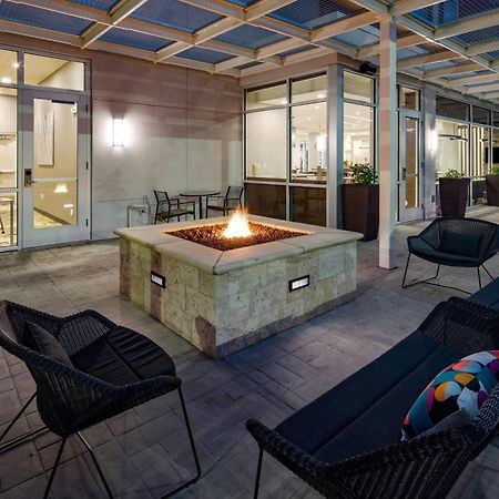 Springhill Suites By Marriott Phoenix Goodyear Exterior photo