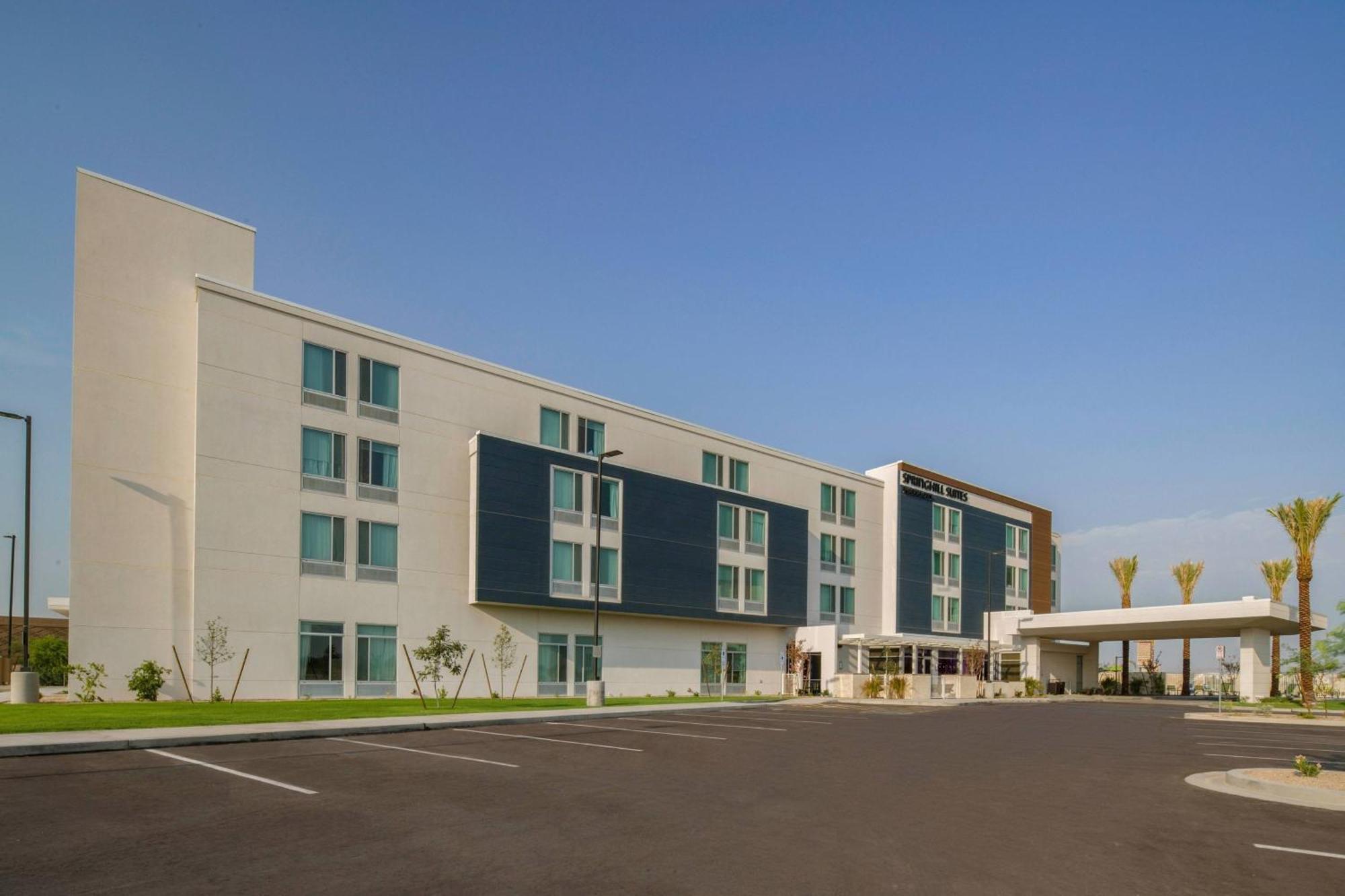 Springhill Suites By Marriott Phoenix Goodyear Exterior photo